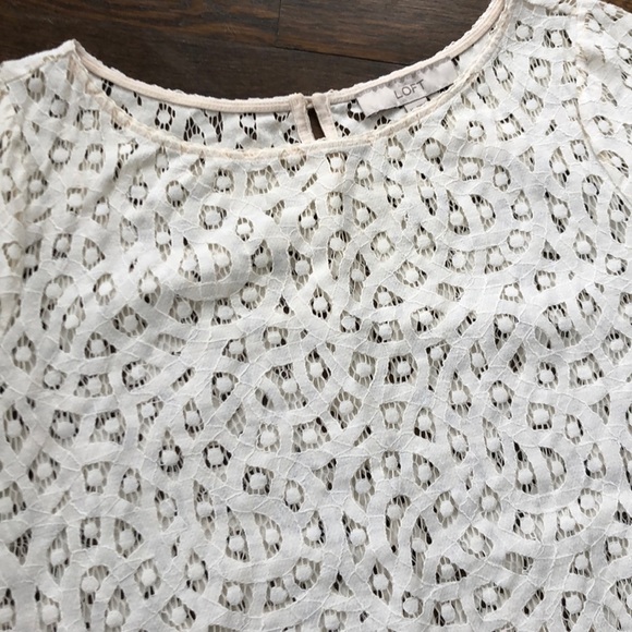 LOFT Lace Top - Picture 2 of 3